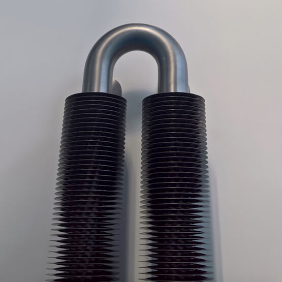  Radiateur design à ailettes | VD4613 double tube acier - VARELA DESIGN