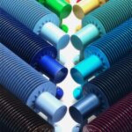 Radiateur design à ailettes | VD4613 double tube acier - produit présenté par VARELA DESIGN