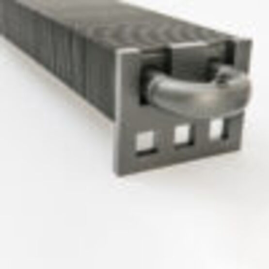Radiateur plinthe à ailettes | VD 4620 en acier finition industrielle - produit présenté par VARELA DESIGN