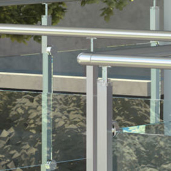 Rampe en verre et Inox pour installations en extérieur | Qube 