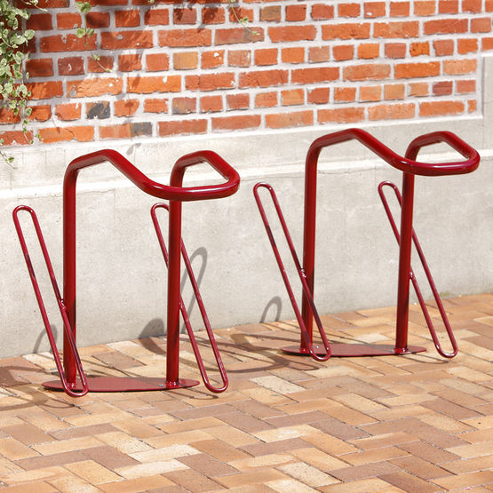 Range 2 vélos avec support antivol pour roue avant et cadre Mottez B212V