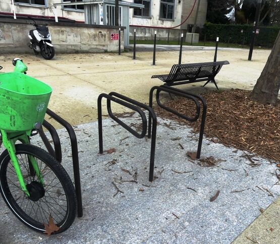  Range-vélos | TROMBONEO  - Abri vélo