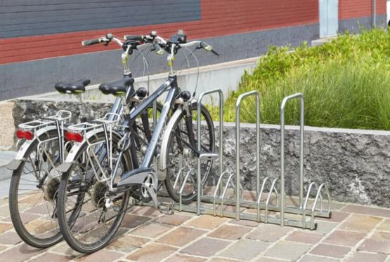  Râtelier 5 vélos avec 4 arceaux pour antivol - NORMEQUIP