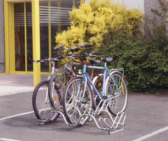  Râtelier 5 vélos sur 2 niveaux - Modèle au sol - NORMEQUIP