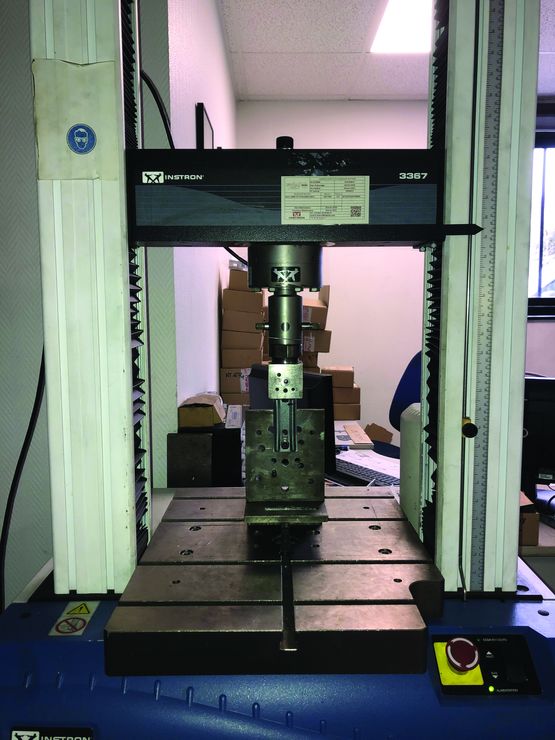  Réalisation de pièces d&#039;ancrage sur mesure pour fixation de mur-rideau | Pièces d&#039;ancrage sur mesure - Profilés et accessoires pour façades rideaux