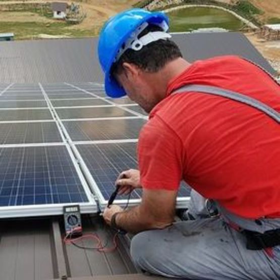 Rénovation d’installations photovoltaïques | EMASOLAR