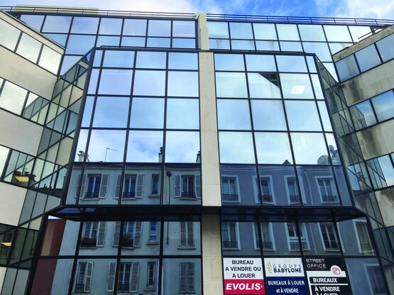  Rénovation sur mesure de murs rideaux avec réemploi de l'ossature existante | RE-Nouveler la Façade - TECHNAL