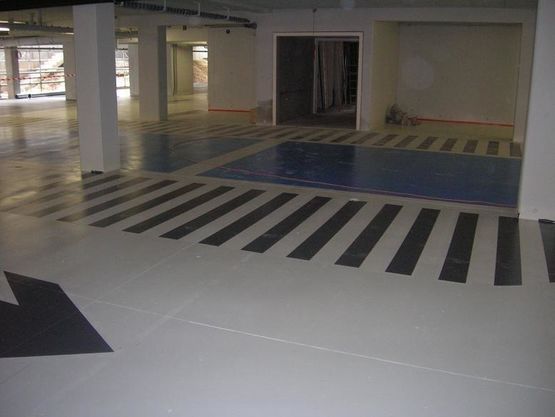 Résine acrylique uréthane monocomposante | POLYFLOOR - produit présenté par TLM