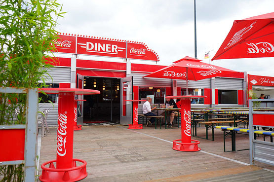  Restaurant modulable | Le Diner Coca Cola - Restauration collective