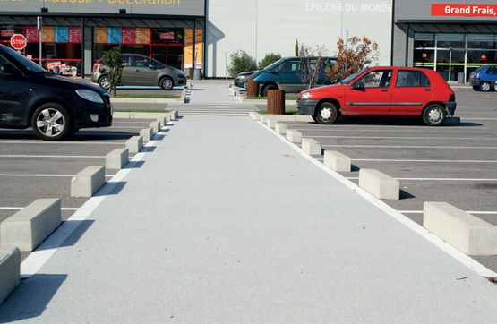  Revêtement coloré antidérapant pour uniformisation des espaces de voirie | INDASCRYL - Marquage routier