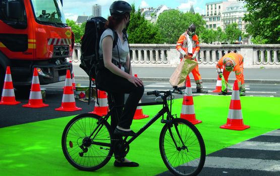  Revêtement coloré pour voies cyclables  | CYCLAD’   - AXIMUM