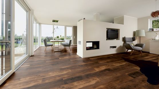 Revêtement de sol parquet stratifié haute gamme Dureco hydrofuge pour usage commercial et résidentiel collection Classic Line | A15 Lame - produit présenté par TER HUERNE GMBH & CO.KG