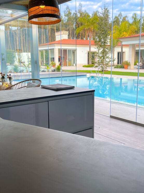  Revêtement minéral effet béton ciré résistant pour murs et sols | CHRYSO®MineralTop - produit présenté par CHRYSO