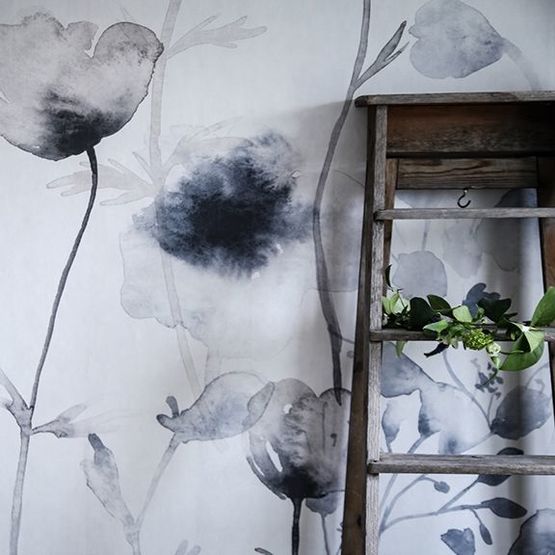 Revêtement mural intissé au décor de fleurs sauvages | Morängen Kubel Kids Sandberg - AU FIL DES COULEURS