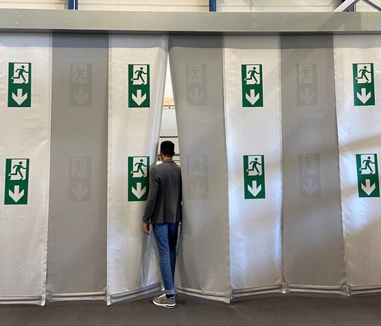  Rideau cantonnement de fumée franchissable - STOBICH FRANCE