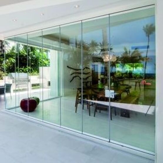 Rideau de verre coulissant et pivotant pour terrasse et balcon | Seeglass One
