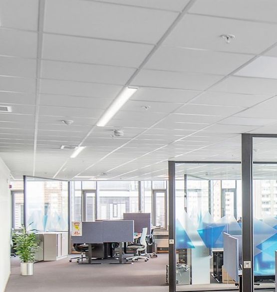  Rockfon Blanka® dB 43 | Plafond acoustique en laine de roche - Plafonds suspendus en fibre minérale