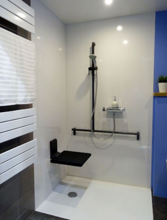  Salle de bain préfabriquée accessible et design | NORIA | Gamme BAUDET ACCESS - BAUDET