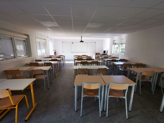SALLE DE CLASSE MODULAIRE  - produit présenté par MARTIN CALAIS