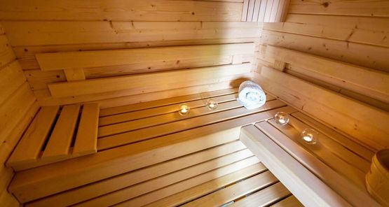 Sauna équipé sur mesure en épicéa massif | Prestige - CLAIRAZUR