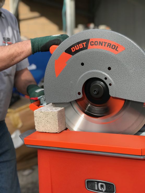  Scie sur table de maçon sans eau | 360XR - Equipement mobile de chantier