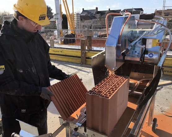  Scie sur table pour découpe de briques ou parpaings | CTS 760 - Scies circulaires, radiales, à onglet, sabre, à guichet, etc