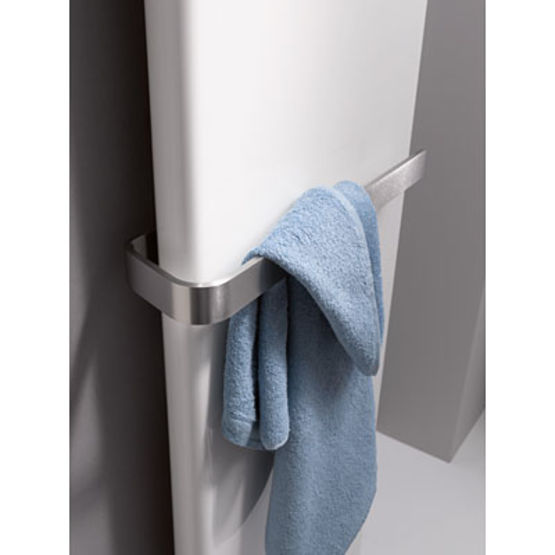  Sèche-serviette vertical à technologie de circulation en série | Pateo - Sèche-serviettes électriques à panneaux rayonnants