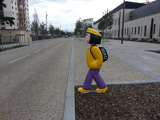 Signalisation pour écoles | FIGURINE ZOE - Panneaux et autres signalisations routières