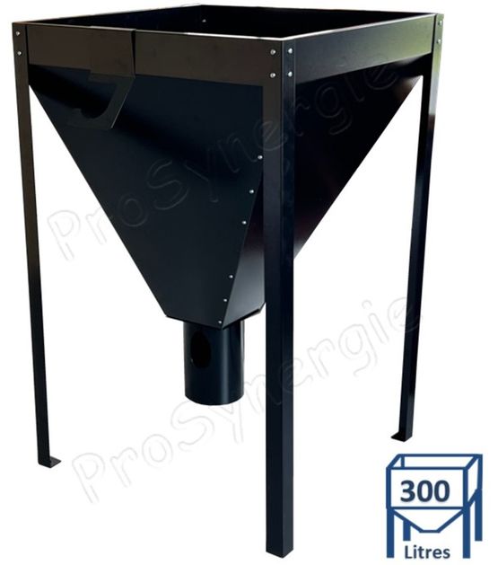  Silo granulés FH 300 litres (environ 210 Kg) acier galvanisé sur pieds avec crochet de vis et pot de raccordement orientable - HxLxP = 1296x818x821mm - Chaudières bois à granulés ou pellets