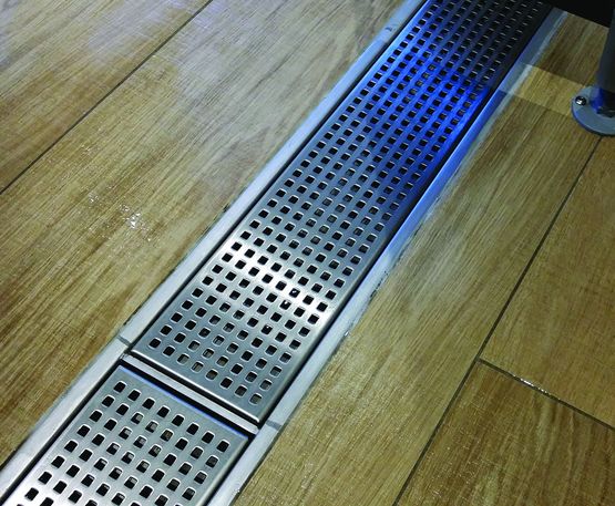  Siphons et caniveaux pour bâtiment recevant du public | BLÜCHER®  - BLÜCHER