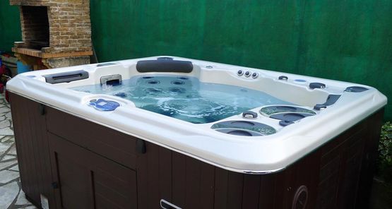 Spa 3 places | H395 - Spa