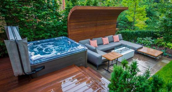 Spa 6 places | H670 - produit présenté par CLAIRAZUR