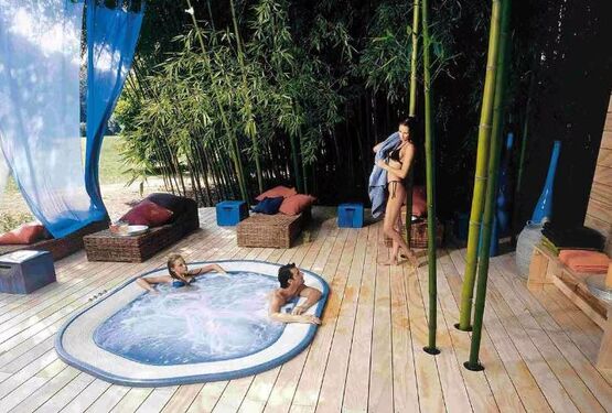  Spa à débordement 7 places | SIENNA - JACUZZI FRANCE
