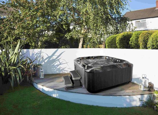  SPA de 4-5 places | J-235  - JACUZZI FRANCE
