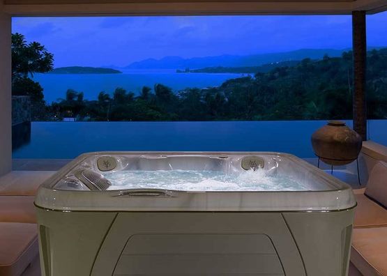 Spa portable ou encastrable acrylique 4 places - Serenity | Spa S45 - produit présenté par CLAIRAZUR