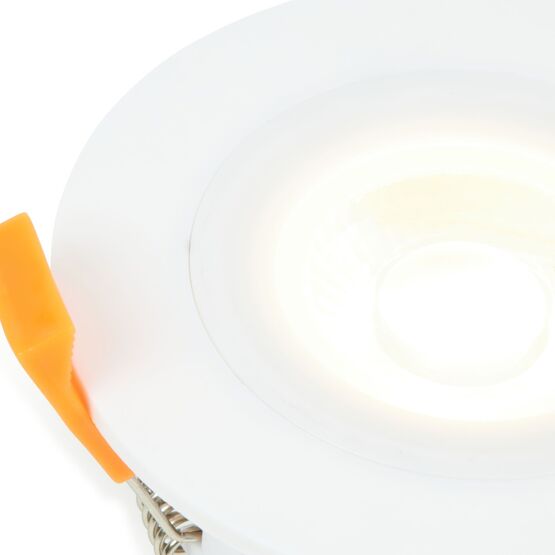 Spot LED fix plast D87 mm H60 mm IP65 6W 3 000 K 550 lm dim 40° Class II | 166103 - produit présenté par GIRARD SUDRON