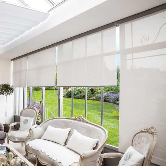 Store anti-chaleur pour fenêtres, lucarnes, baies vitrées et vérandas | HELIOS S - produit présenté par REFLEX'SOL