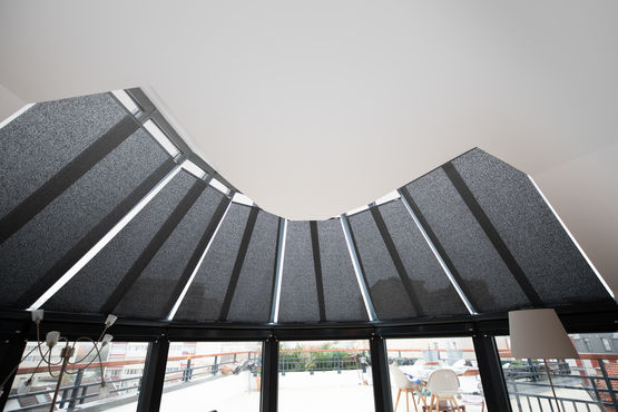  Store anti-chaleur pour toiture de véranda | VEGA  - Store vénitien et store plissé