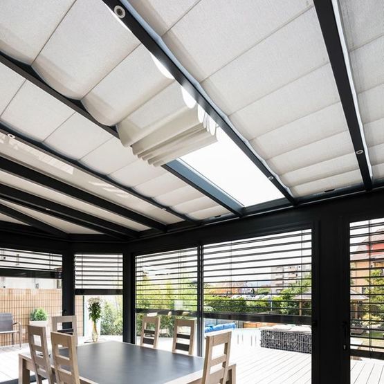 Store antichaleur velum (rectangle, triangle ou trapèze) accordéon