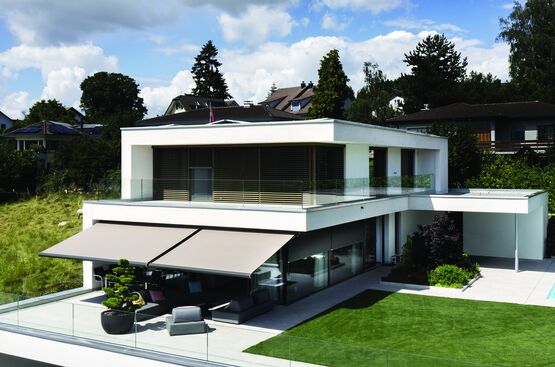  Store banne coffre KGM 6 / KGM 6+ - Store banne et de jardin