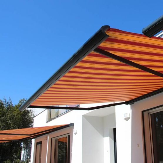 Store banne coffre orchidée | C-ORCHIDEE - Store banne et de jardin