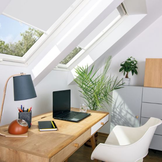  Store tamisant à 3 positions pour fenêtre de toit | ARS - FAKRO