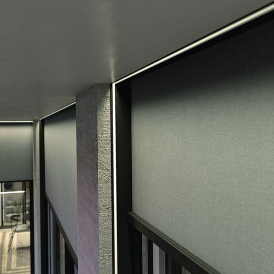  Store vertical extérieur à mécanisme invisible haute tenue au vent | Screeny Hide - KE FRANCE