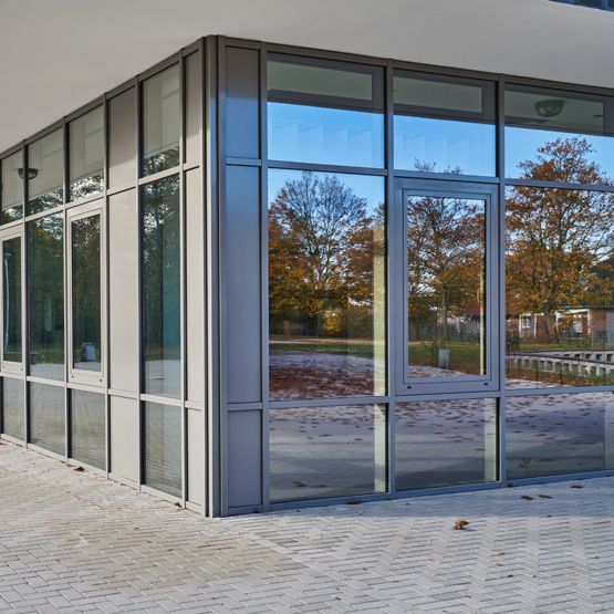 Système de façade en aluminium | heroal C 50 - produit présenté par HEROAL
