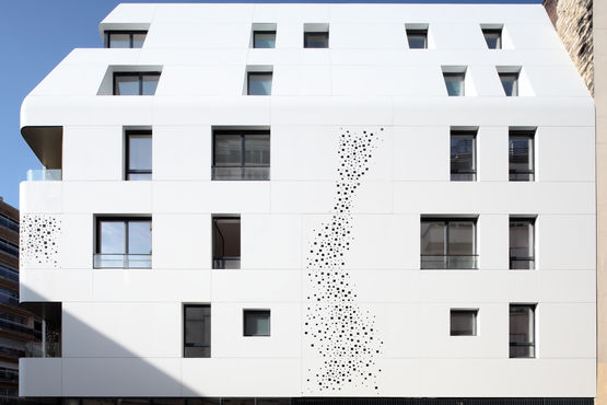  Système de façade ventilée | Corian® Exteriors - DUPONT™ CORIAN®