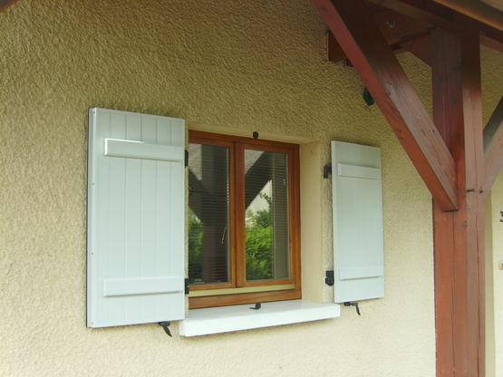  Système de motorisation INVISIBLE pour volets battants avec détection d'obstacles | Wibat - Motorisations pour volets