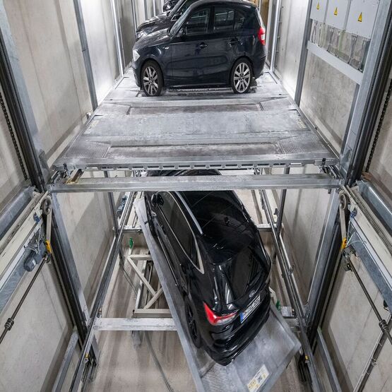  Système de parking automobile à commande automatique | LEVELPARKER 590 - Plate-forme de superposition pour véhicules