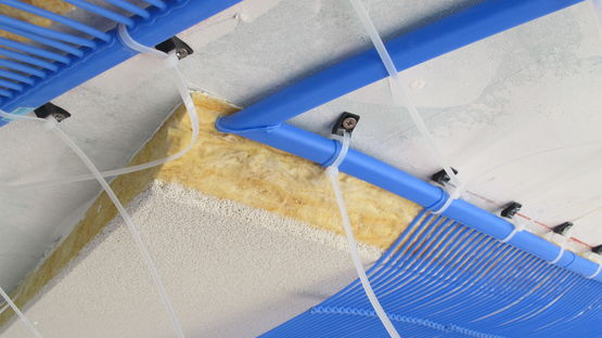  Système de plafond acoustique avec natte de chauffage ou rafraîchissement | BASWA Cool - Plafonds chauffants rafraîchissants à eau