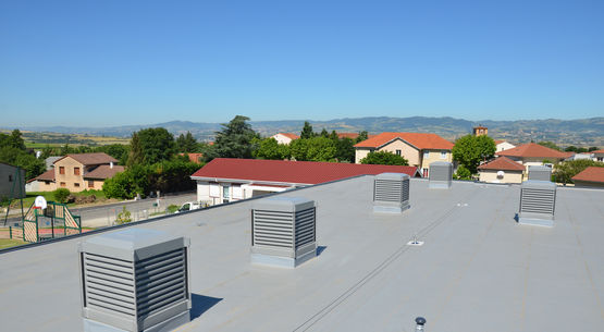  Système de renouvellement d’air naturel | Windcatcher - Exutoires et châssis à lames ou ventelles