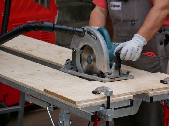  Table de sciage ergonomique | Établi de chantier - Equipement mobile de chantier